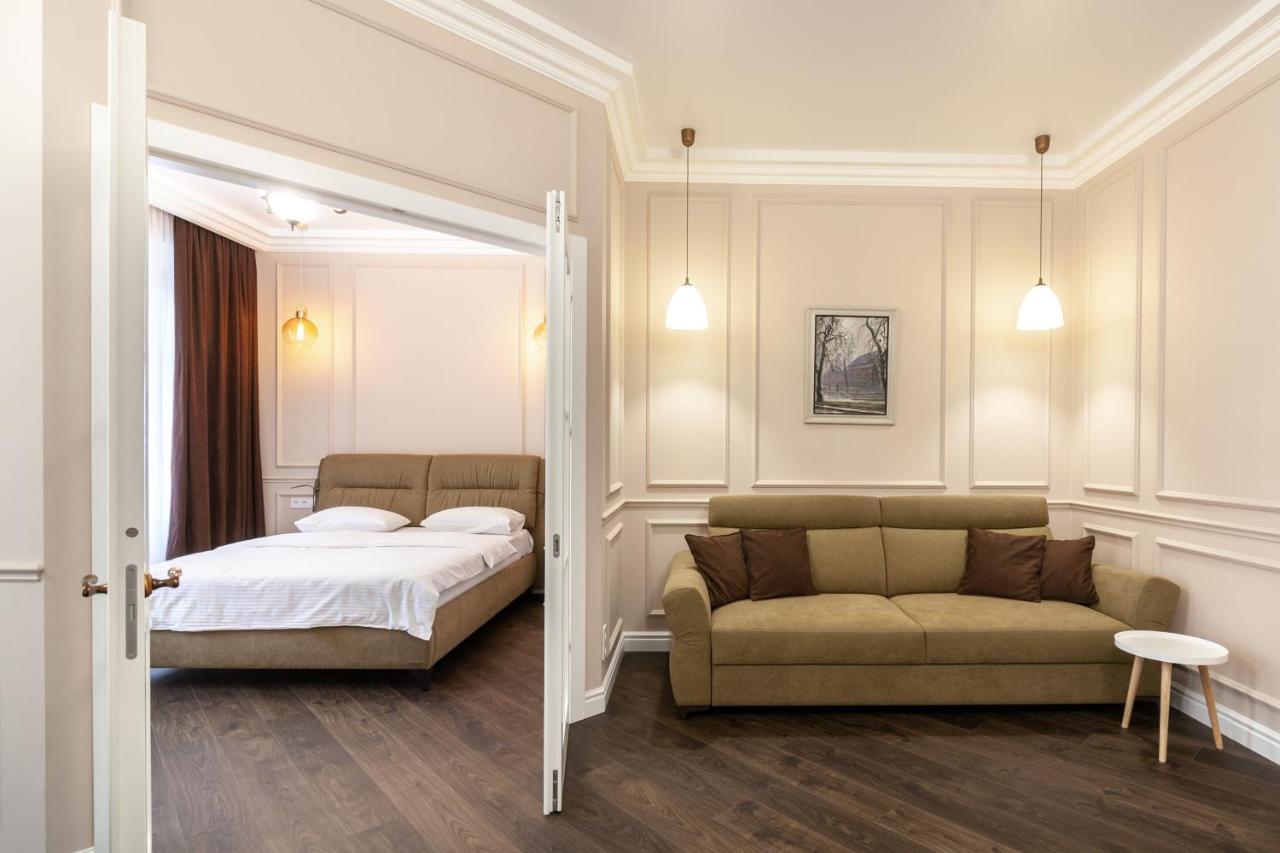Apartment 39 Svobody Avenue Львів Екстер'єр фото