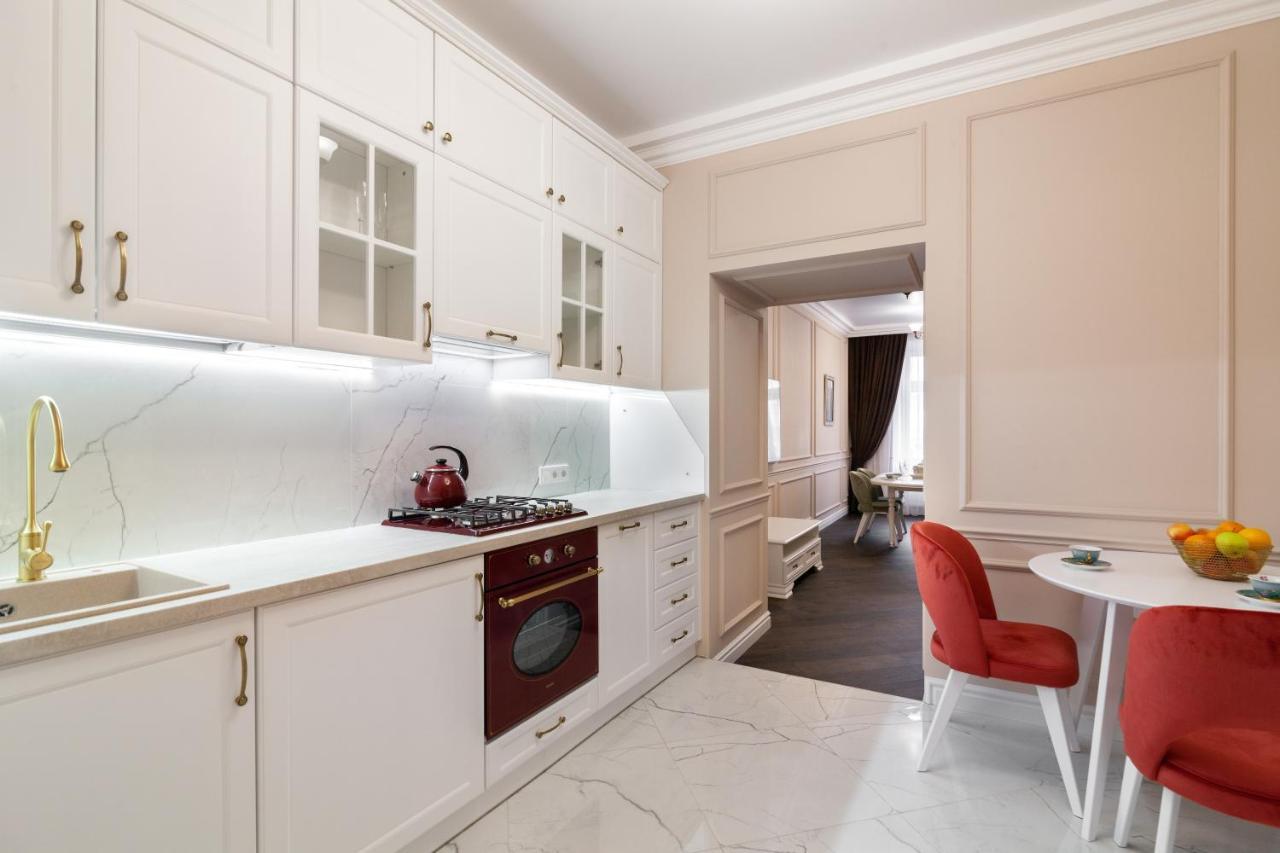 Apartment 39 Svobody Avenue Львів Екстер'єр фото